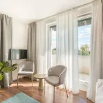 Aparthotel Sunset - Lakeside 4*