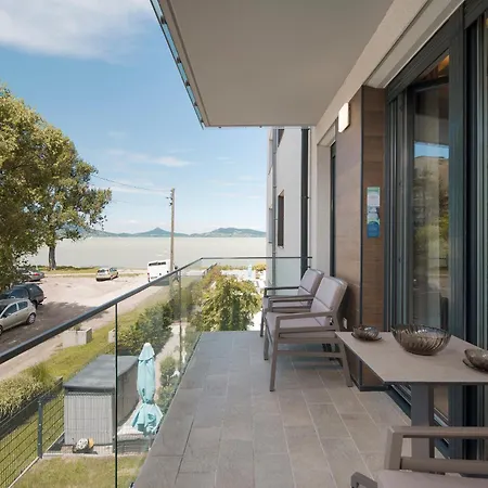 아파트호텔 Sunset - Lakeside 4*