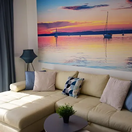 Sunset - Lakeside Apartmanhotel 4*