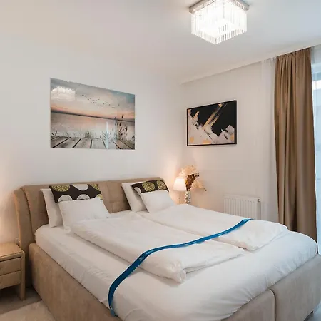 Sunset - Lakeside 4* Fonyód