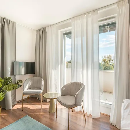 Appart hôtel Sunset - Lakeside 4*