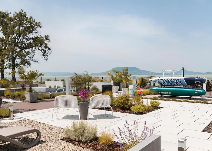 Sunset Apartmanház 4*